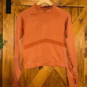 Pink cropped workout quarter-zip